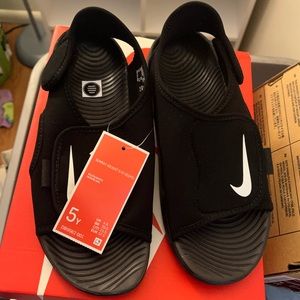 Boys Nike sandals
